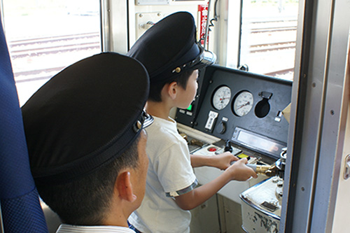 えちぜん鉄道　電車運転体験（イメージ）