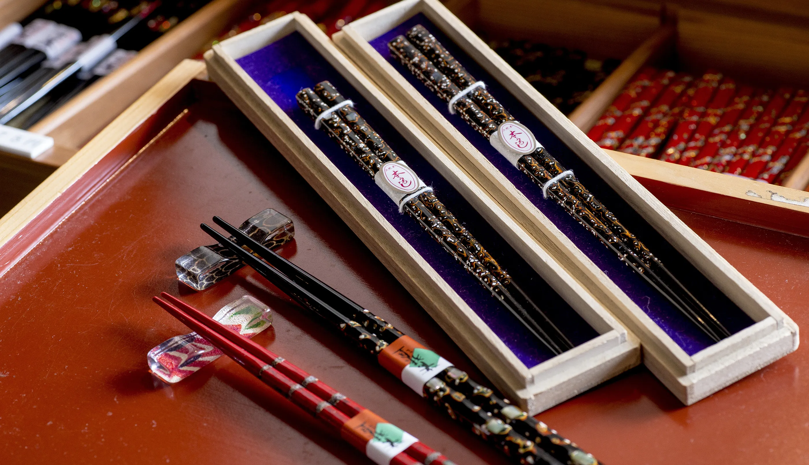 約400年の歴史を持つ「若狭塗」｜鉄道で行く、北陸の旅｜日本の旅