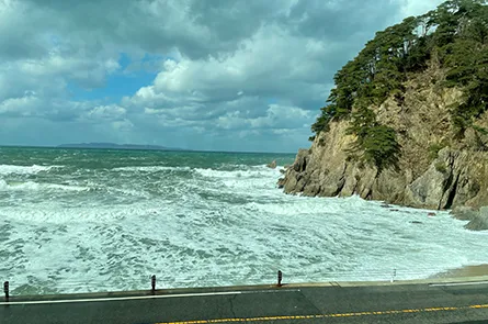 車窓からの日本海