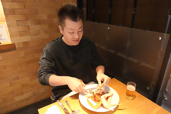 夕食かに足食べ放題