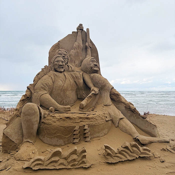 レストハウス前にあった砂像が秀逸