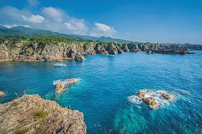 尖閣湾(イメージ) 「日本の渚100選」に選定された絶景