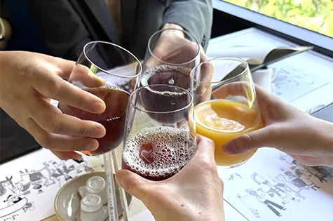 恒例の乾杯!